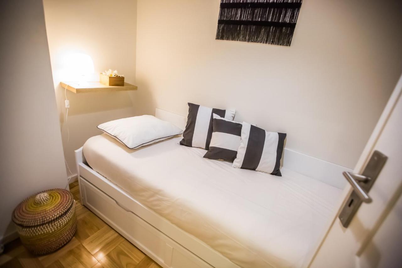 Apartment Choose Happiness *